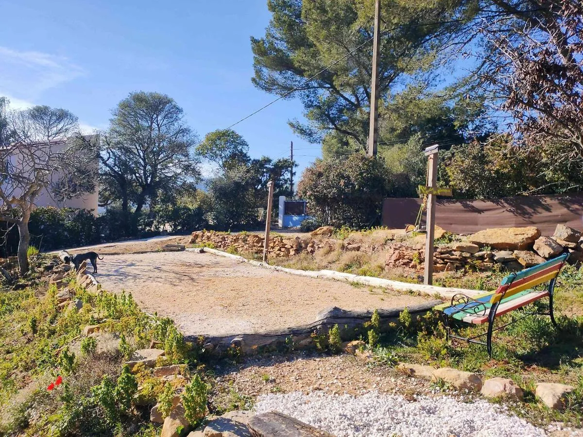 Guest house Arche De Noe Atypique, Boheme , Nature, Piscine Chauffee De Paques A Toussaint , Spa , Sauna , Loisirs Le Beausset France